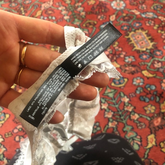 Natori Devotion Full Coverage Bralette in Mink/ Warm White - Picture 10 of 12